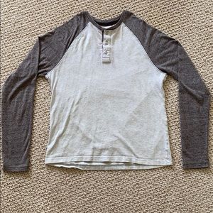 Semi- Button Up Long-sleeve Shirt | Grey & White
